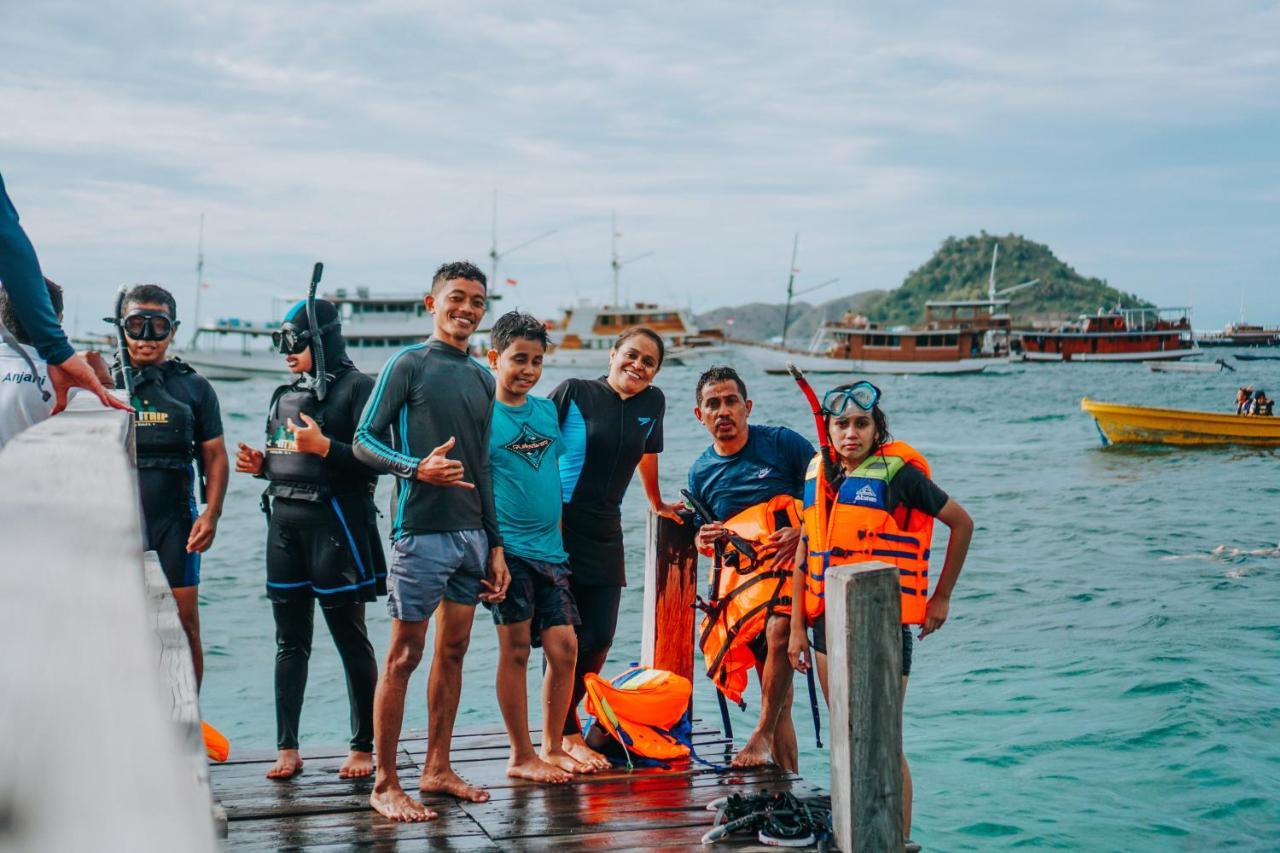 Komodoku One Love Homestay And Tour Labuan Bajo Εξωτερικό φωτογραφία