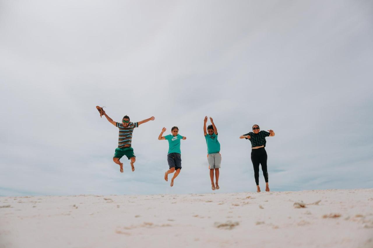 Komodoku One Love Homestay And Tour Labuan Bajo Εξωτερικό φωτογραφία