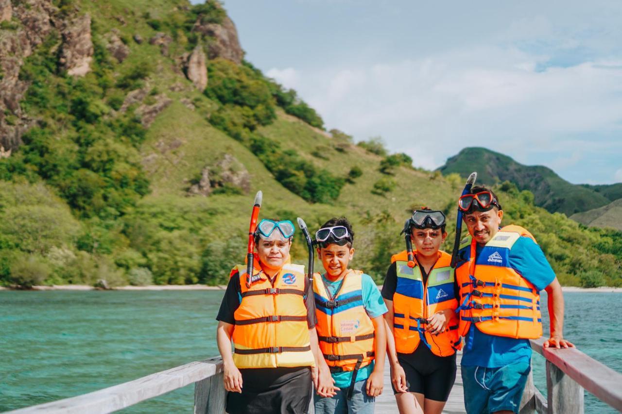 Komodoku One Love Homestay And Tour Labuan Bajo Εξωτερικό φωτογραφία